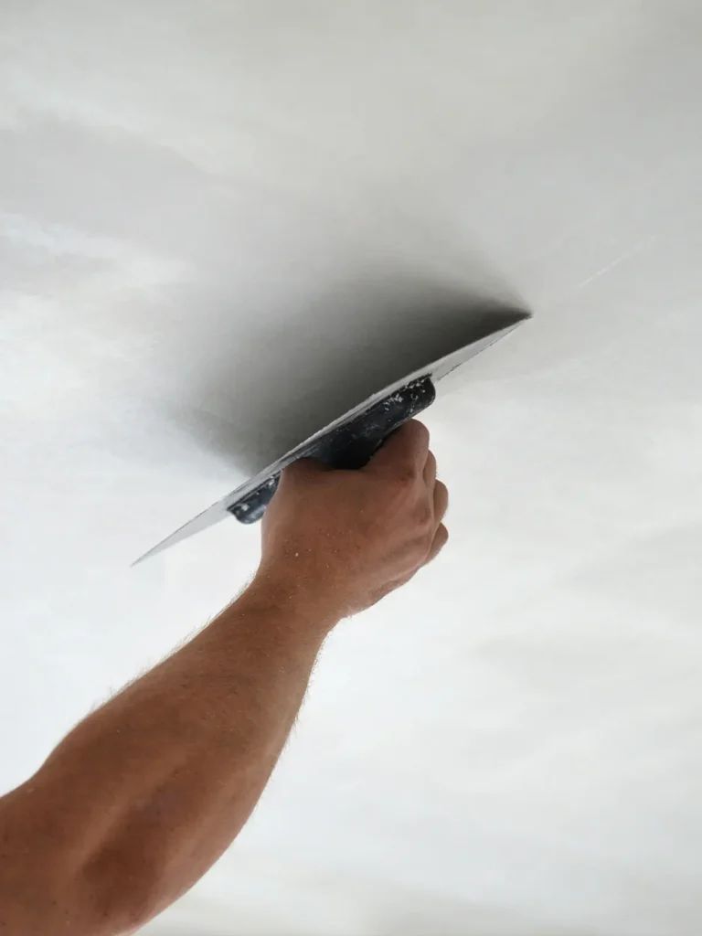 Plafond afwerken